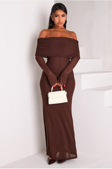 Robe fluide marron à col bardot plissé