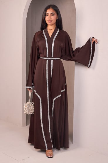 Abaya satinée à bandes en strass taupe