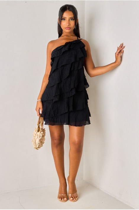 Robe noire courte à dos nu et volants